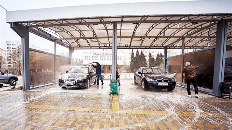 Як правильно мити машину на мийці самообслуговування?